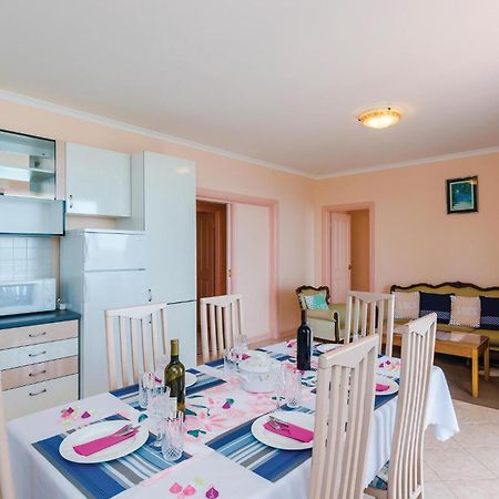 3 Bedroom Beautiful Apartment In Orasac Εξωτερικό φωτογραφία