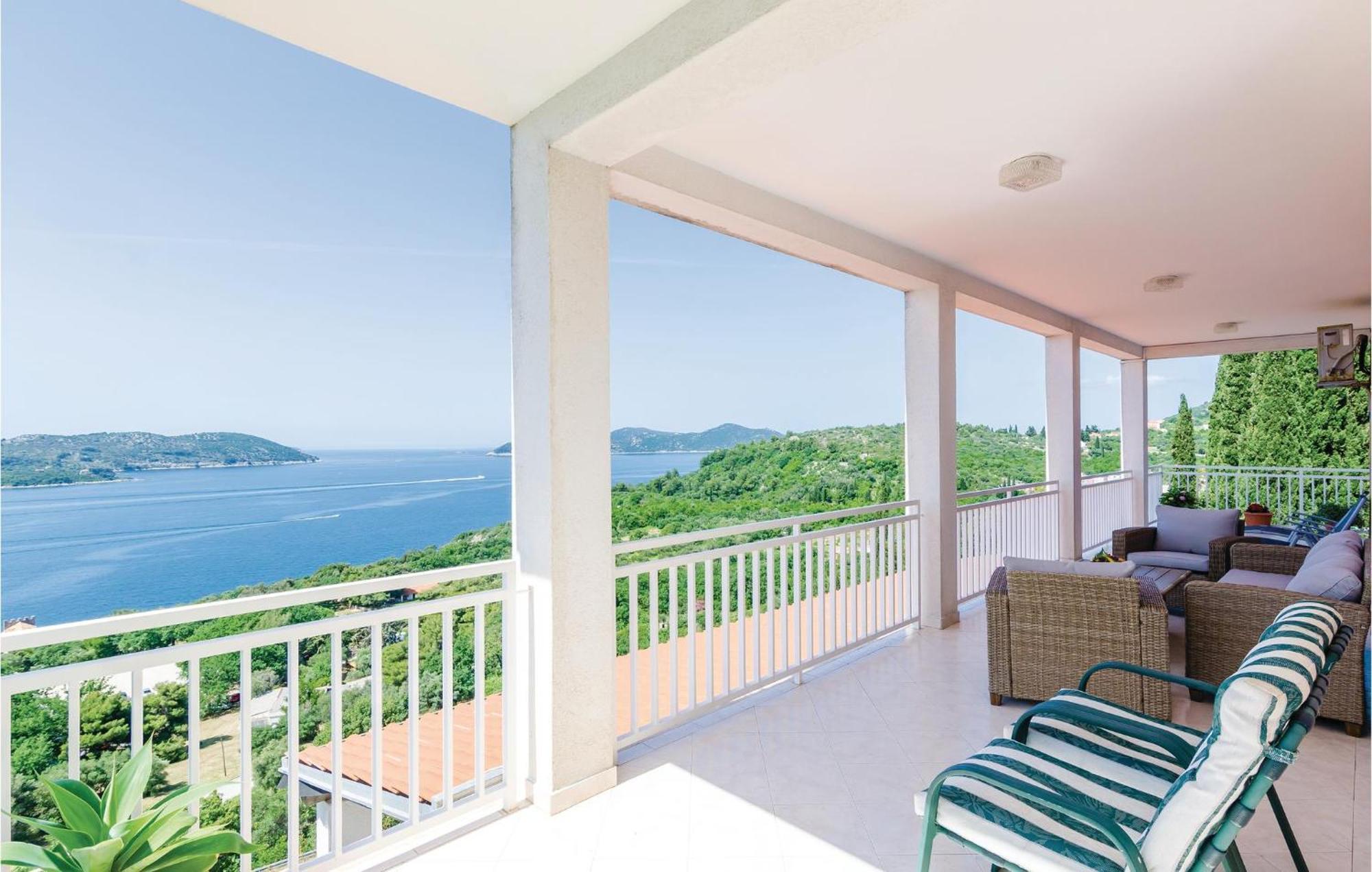 3 Bedroom Beautiful Apartment In Orasac Εξωτερικό φωτογραφία