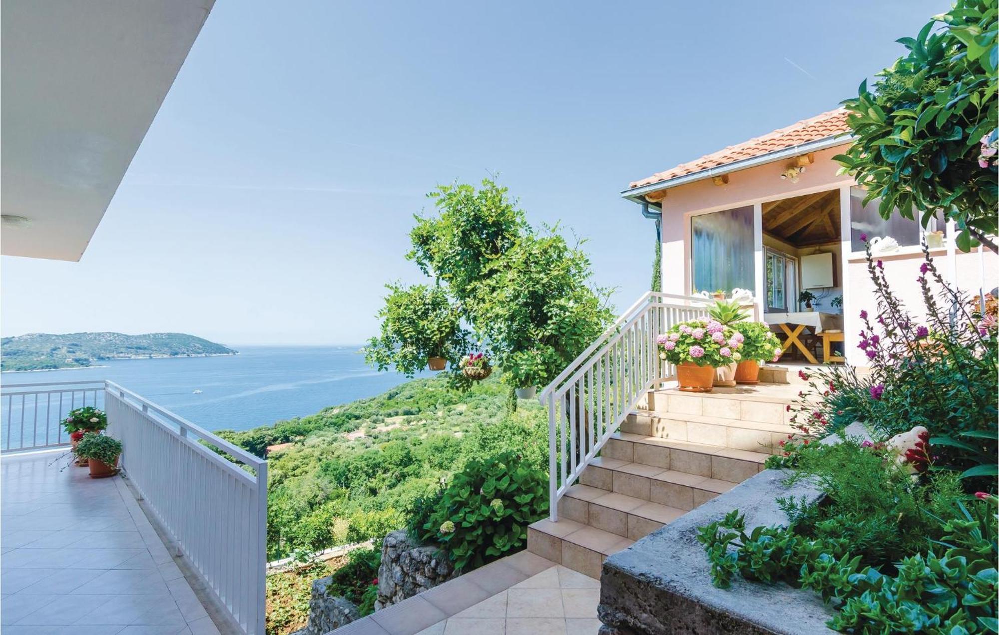 3 Bedroom Beautiful Apartment In Orasac Εξωτερικό φωτογραφία